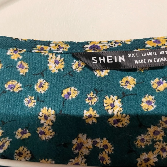 Wrap Dress Shein - Picture 3 of 4